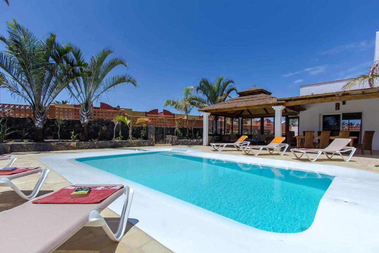 Villa Privada En Un Entorno Unico Corralejo Luaran gambar