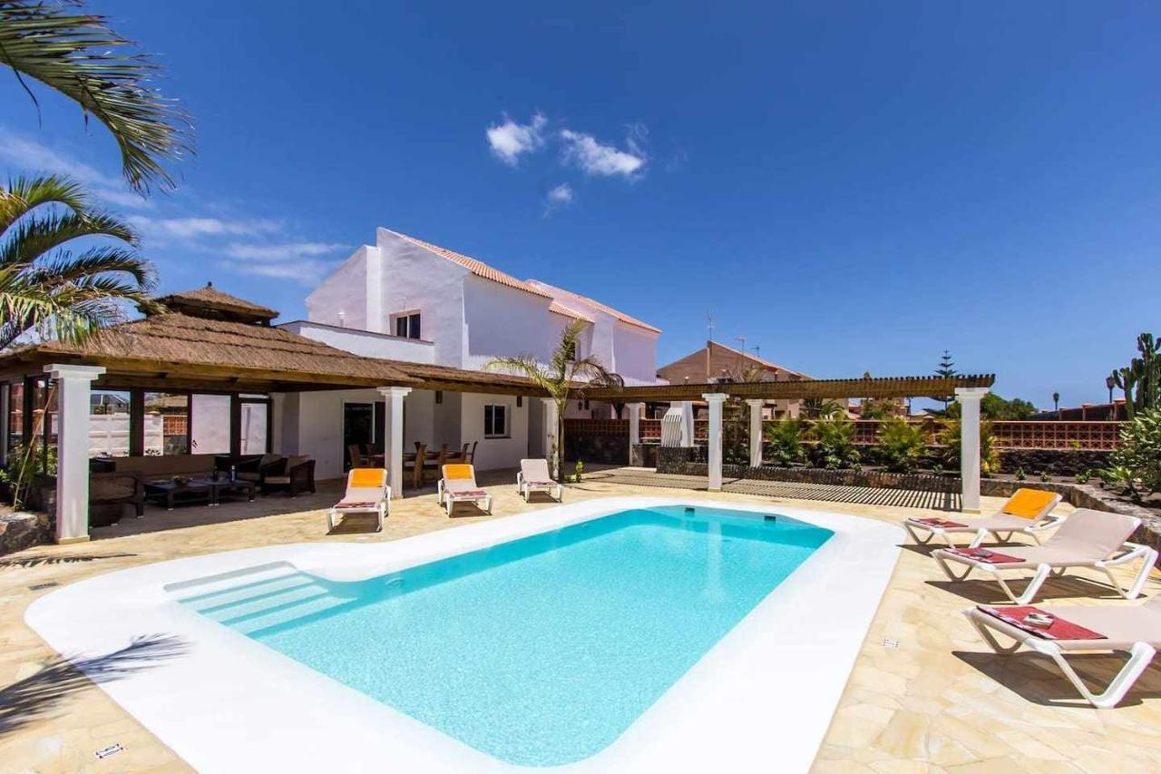 Villa Privada En Un Entorno Unico Corralejo Luaran gambar